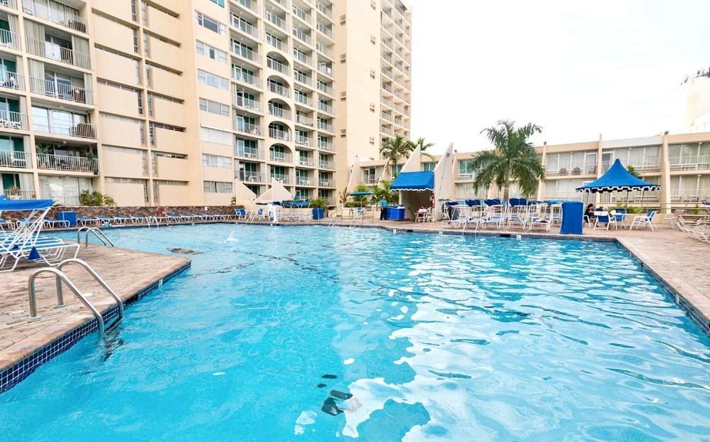 Private Apartment at Maré St Clair Hotel San Juan Exterior foto
