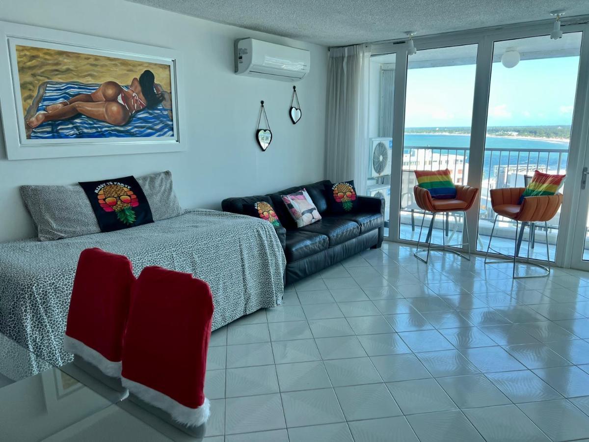 Private Apartment at Maré St Clair Hotel San Juan Exterior foto