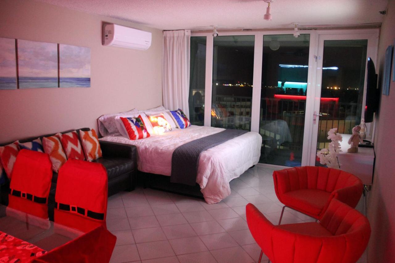 Private Apartment at Maré St Clair Hotel San Juan Exterior foto